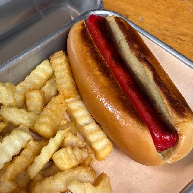 Kids Hot Dog.